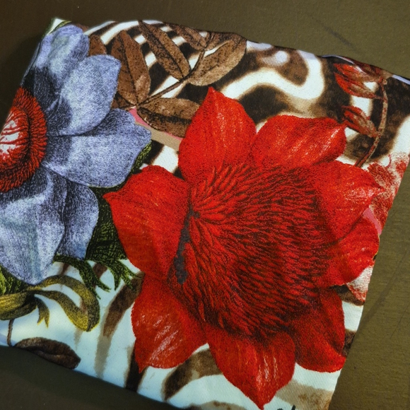 Class Roberto Cavalli: Floral & Feminine Just Beautiful Sz USA 14. (#1675). - Picture 12 of 17